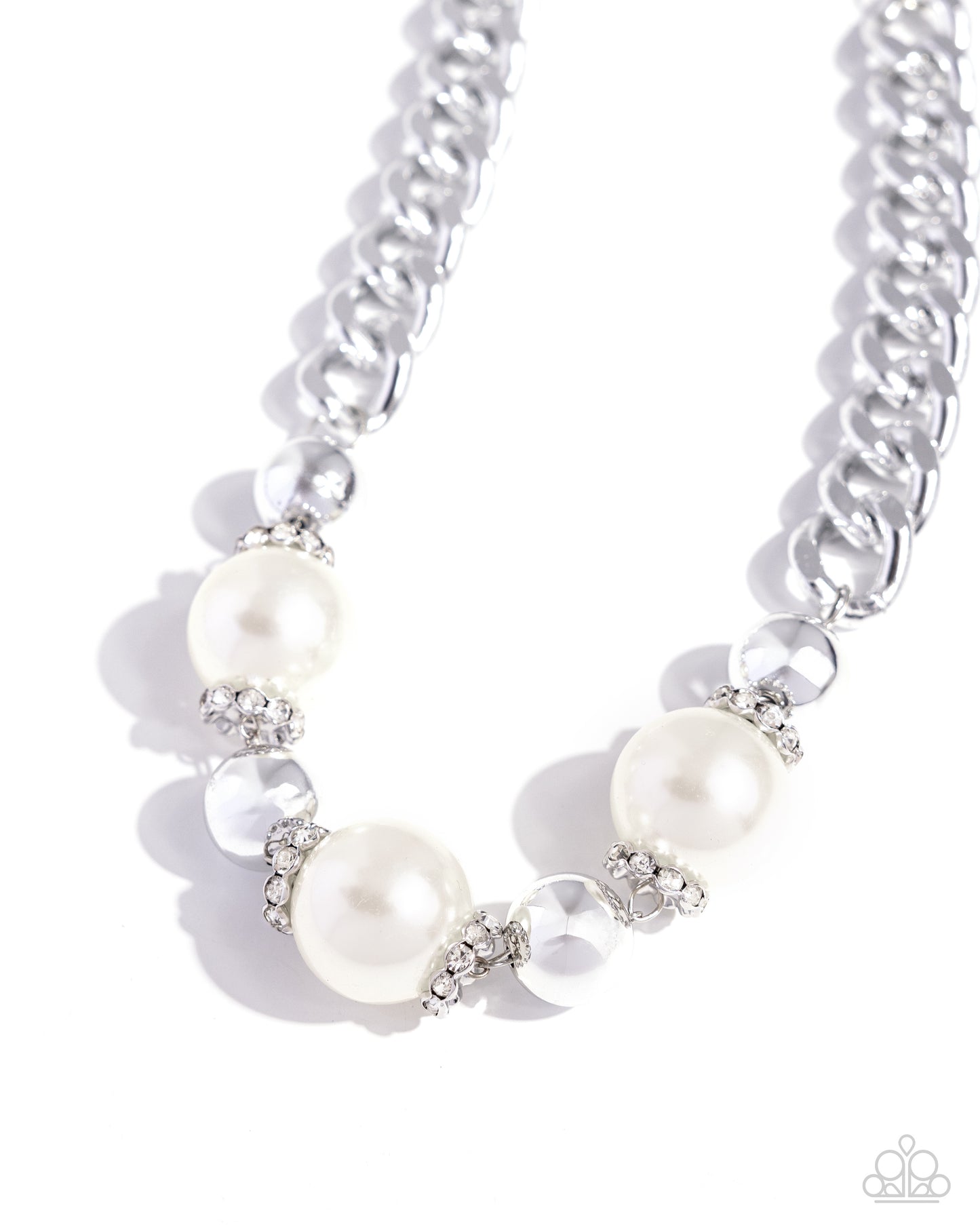 Generously Glossy White Necklace Paparazzi