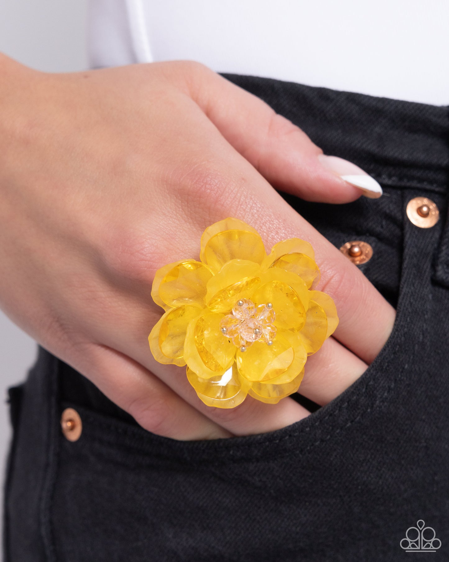 Petal Privilege Yellow Ring Paparazzi